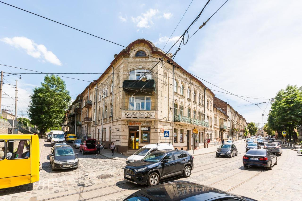 Сучасна Квартира По Вул Дарії Гусяк 9 Біля Краківського Lviv Ngoại thất bức ảnh